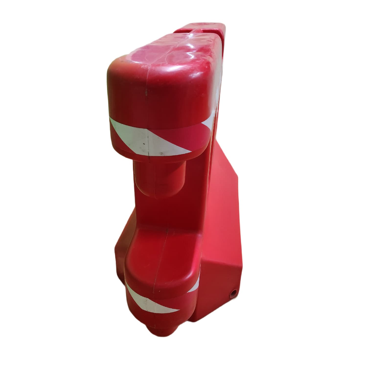 Interlock Barricade red view 3